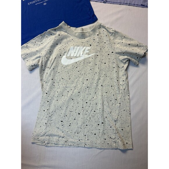 Large Lot Of Boys Clothes Nike Shirts Shorts Swim Sweats Youth Large Athletic - Picture 7 of 11